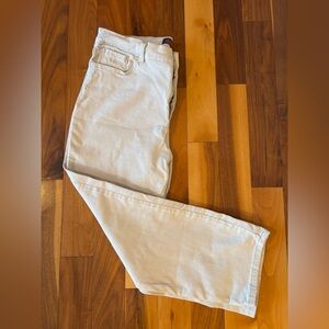 EUC Gloria Vanderbilt Amanda Straight Jeans, 16P Short,Super light gray FOG GRAY